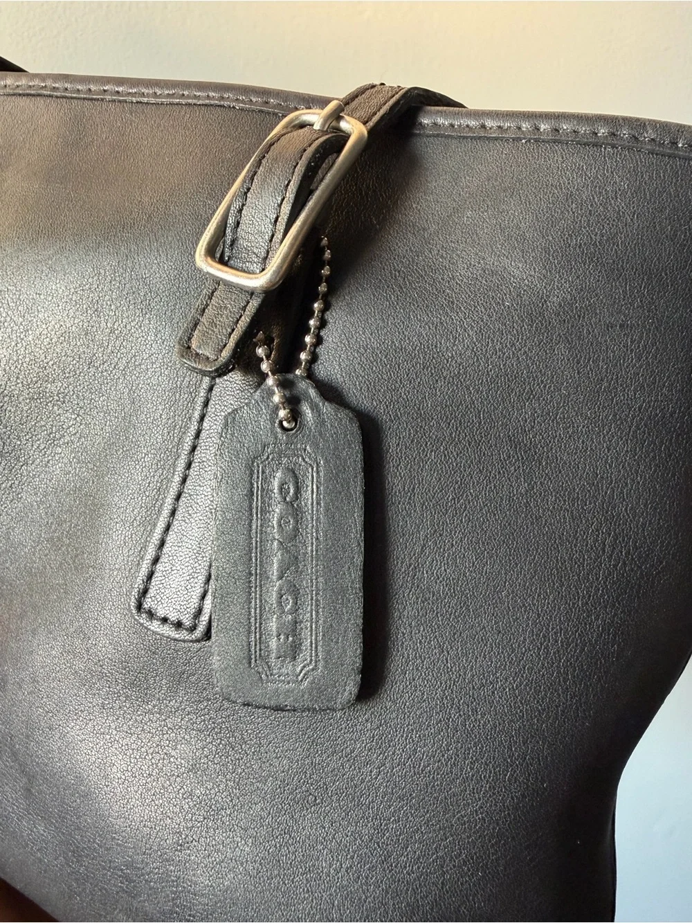 Vintage 1996 Coach Tote #9813- Black Leather with Silver Hardware
